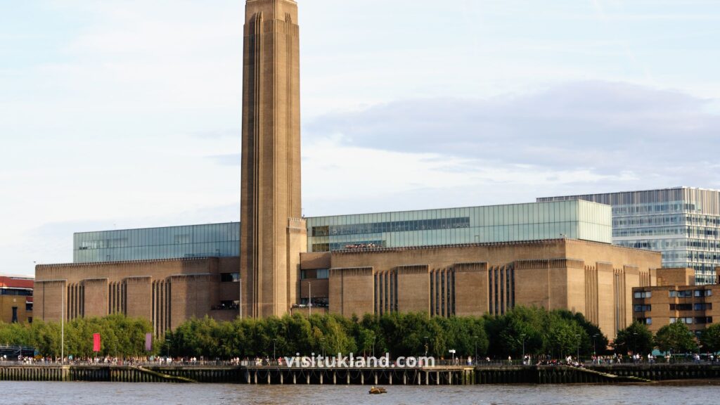 تاتي مودرن لندن Tate Modern