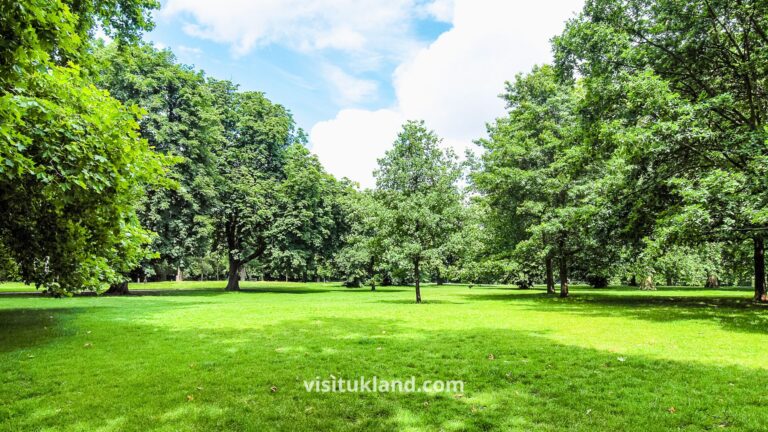 حديقة غرين بارك لندن Green Park