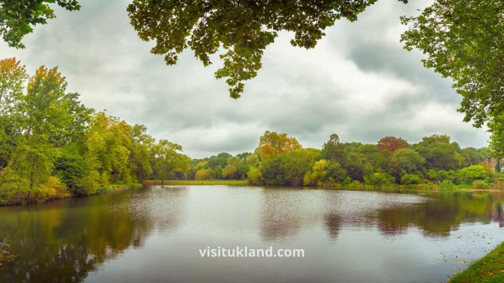 حديقة هامبستيد هيث لندن Hampstead Heath