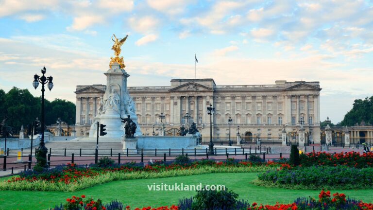 قصر باكنغهام لندن Buckingham Palace