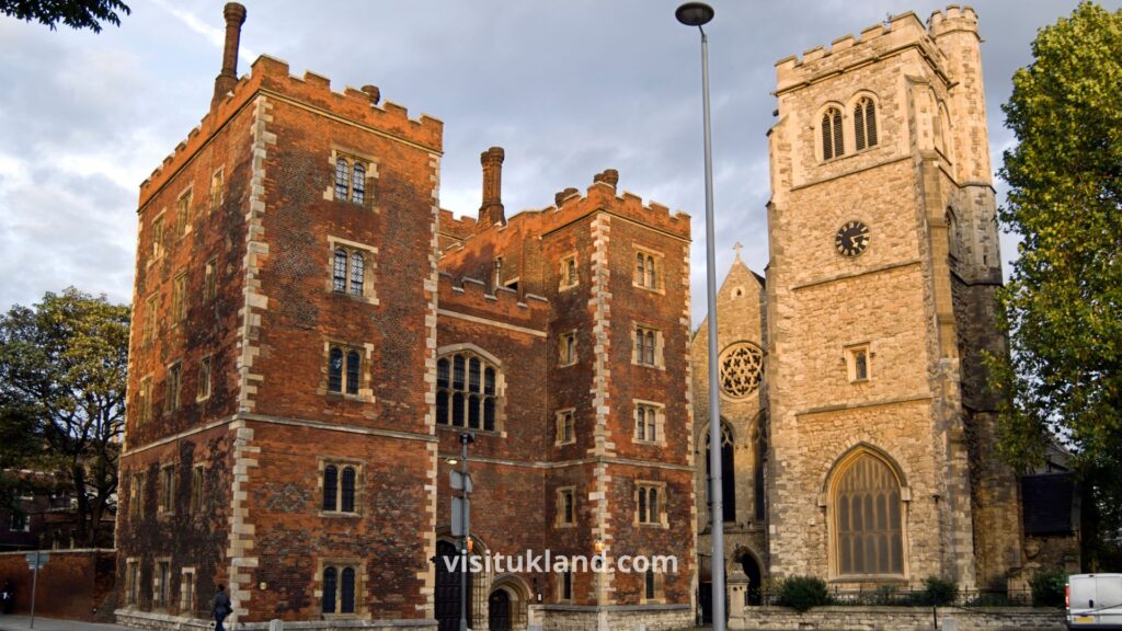 قصر لامبيث لندن Lambeth Palace